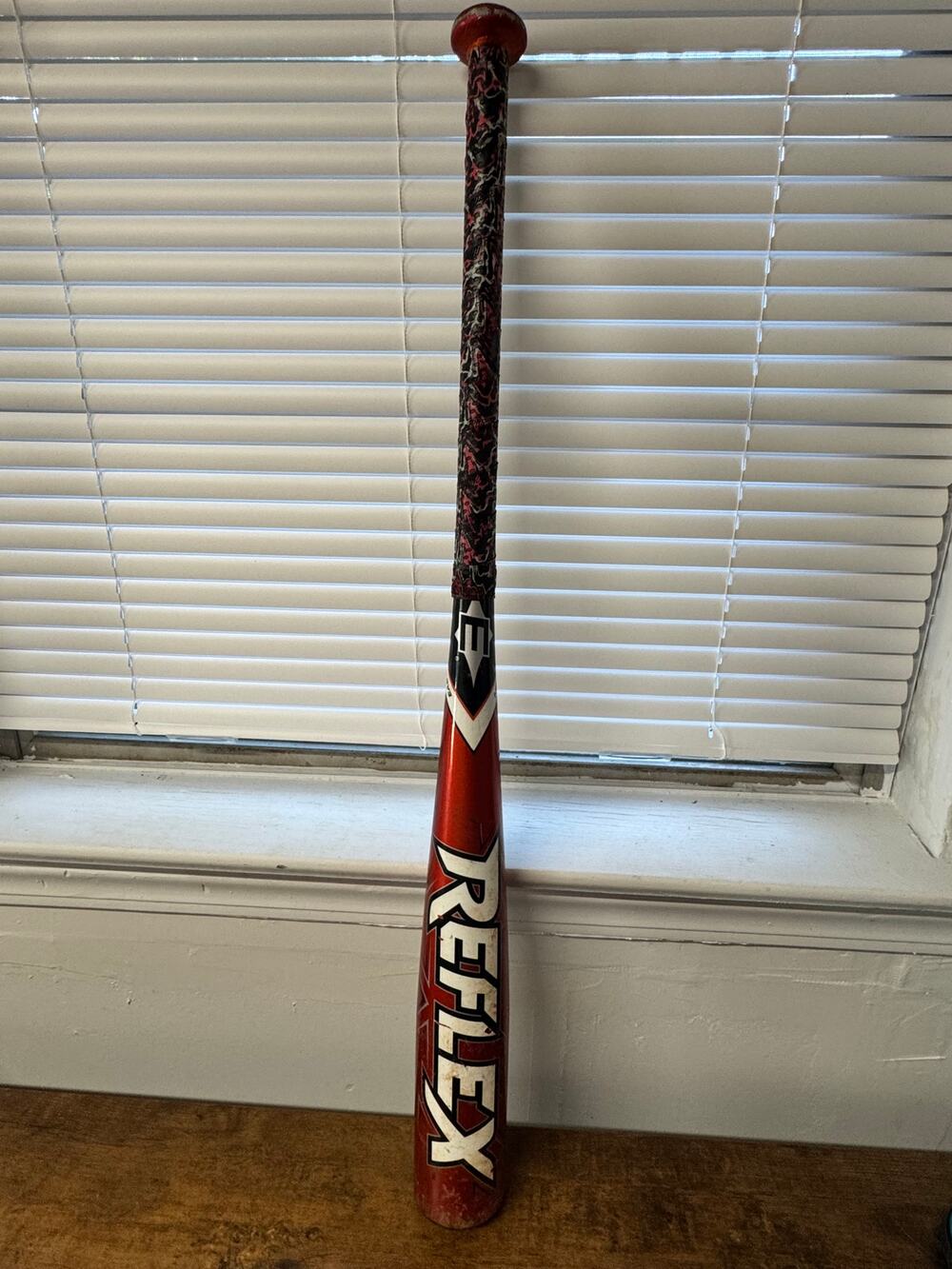 Easton Reflex -3 Baseball Bat – Red – Used